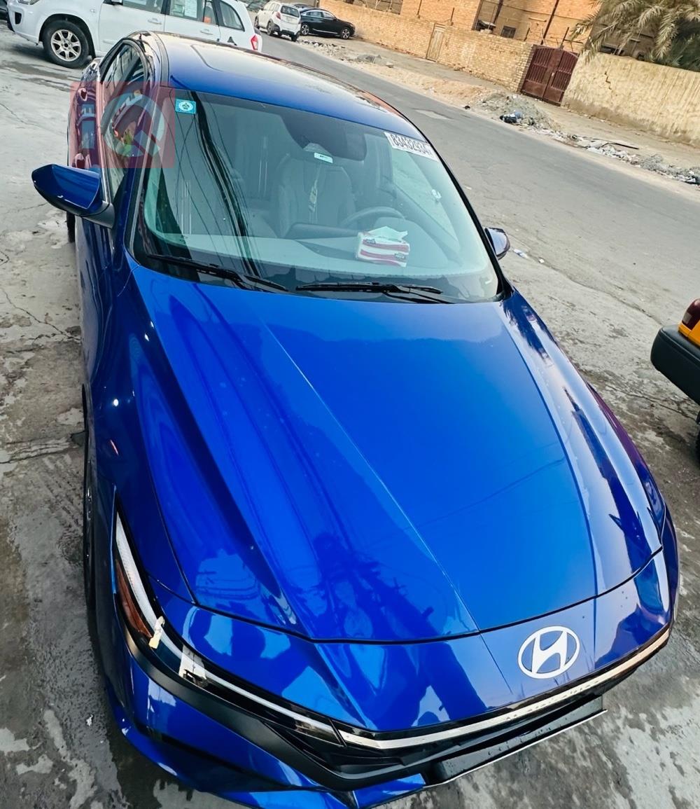هیوندای ئەلەنترا